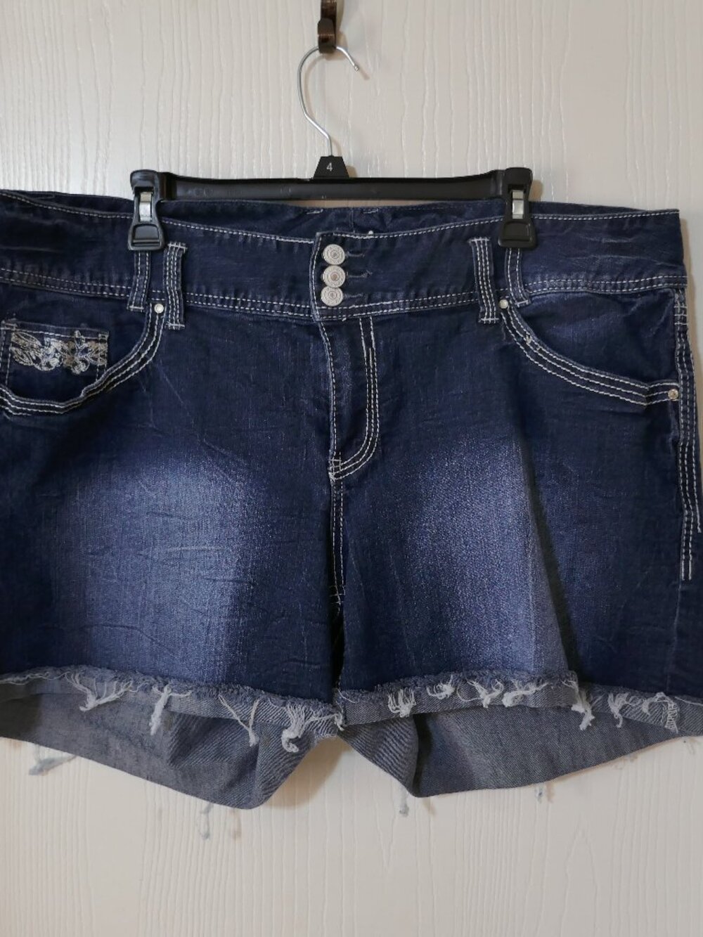 Short & Sexy Series Sophia Floral Embroidery Blue Denim Shorts Distressed 20